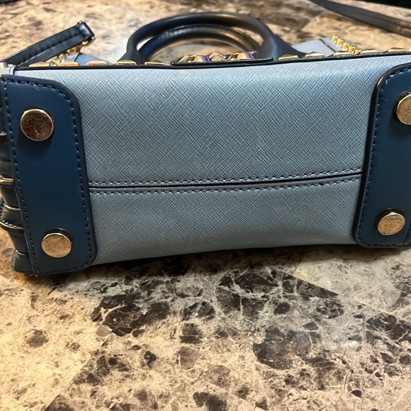 COPY - Michael Kors light blue studded crossbody bag *slight tear on side seam* - Picture 4 of 7
